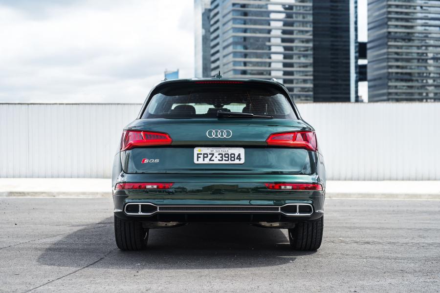  Audi SQ5 3.0 TFSI 2018 года  (LA) (фото 7 из 9)